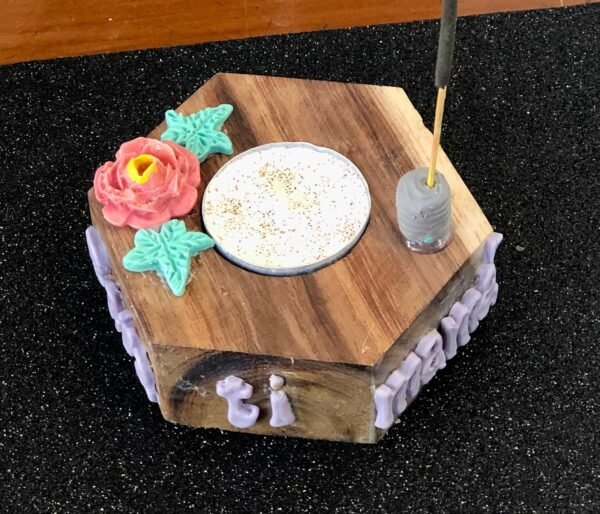 Casa Daisy: madera porta incienso